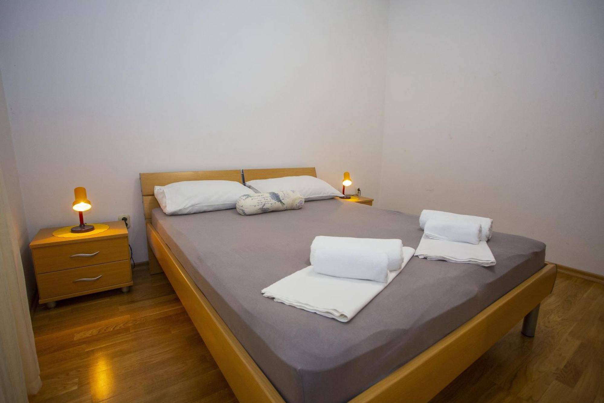 Apartments With A Parking Space Podgora, Makarska - 12816 Phòng bức ảnh
