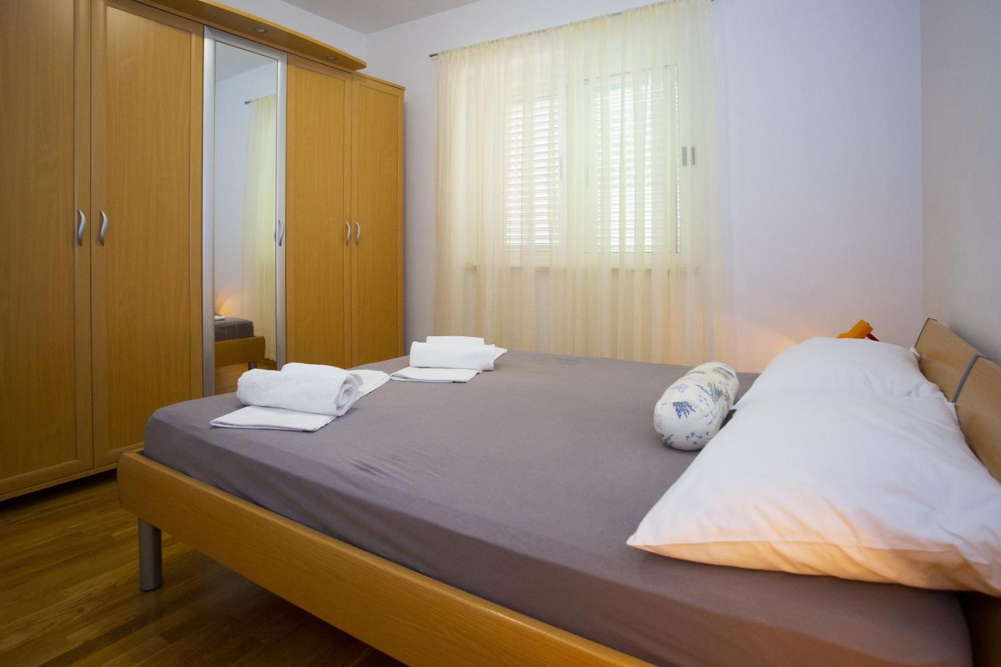 Apartments With A Parking Space Podgora, Makarska - 12816 Phòng bức ảnh