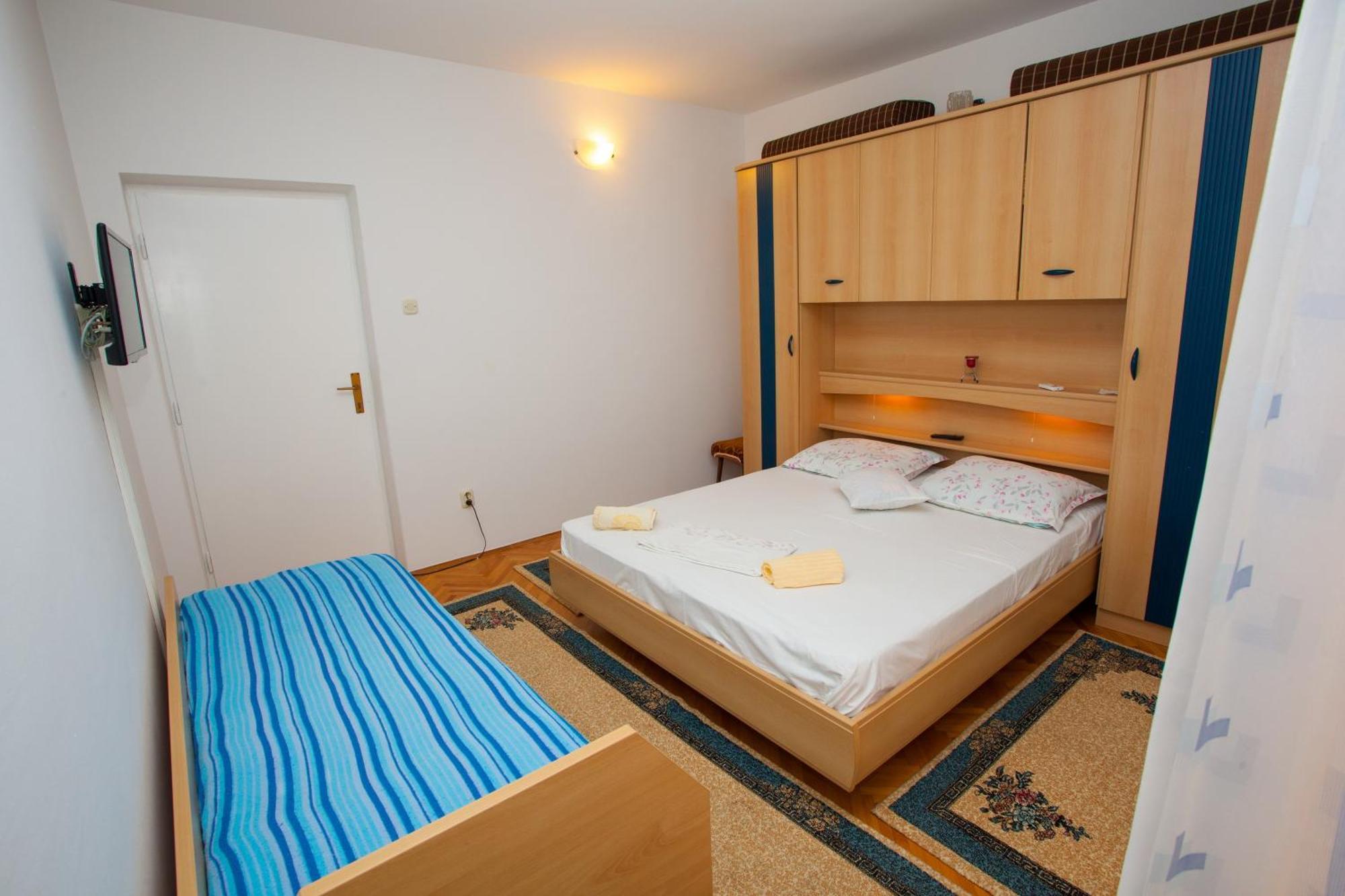 Apartments With A Parking Space Podgora, Makarska - 12816 Phòng bức ảnh